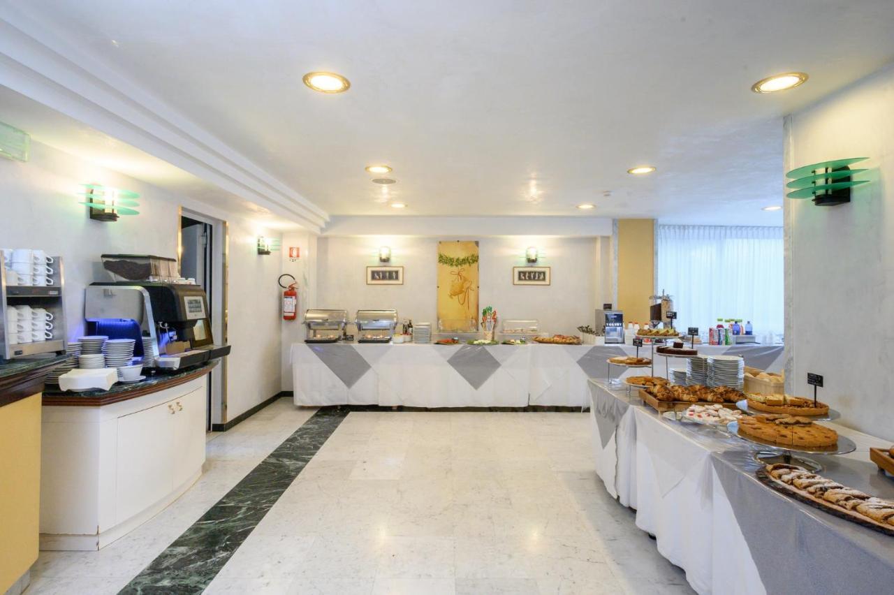 Atilius Hotel & Suites Riccione Eksteriør bilde