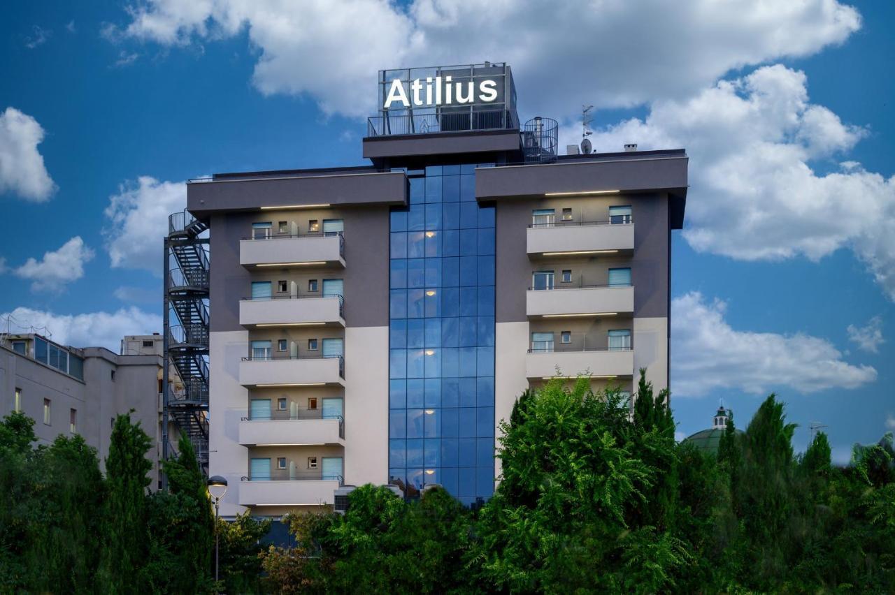 Atilius Hotel & Suites Riccione Eksteriør bilde