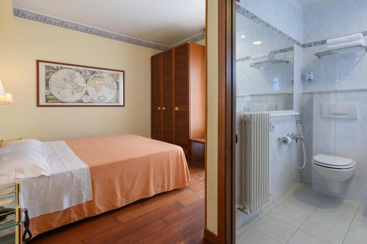 Atilius Hotel & Suites Riccione Eksteriør bilde