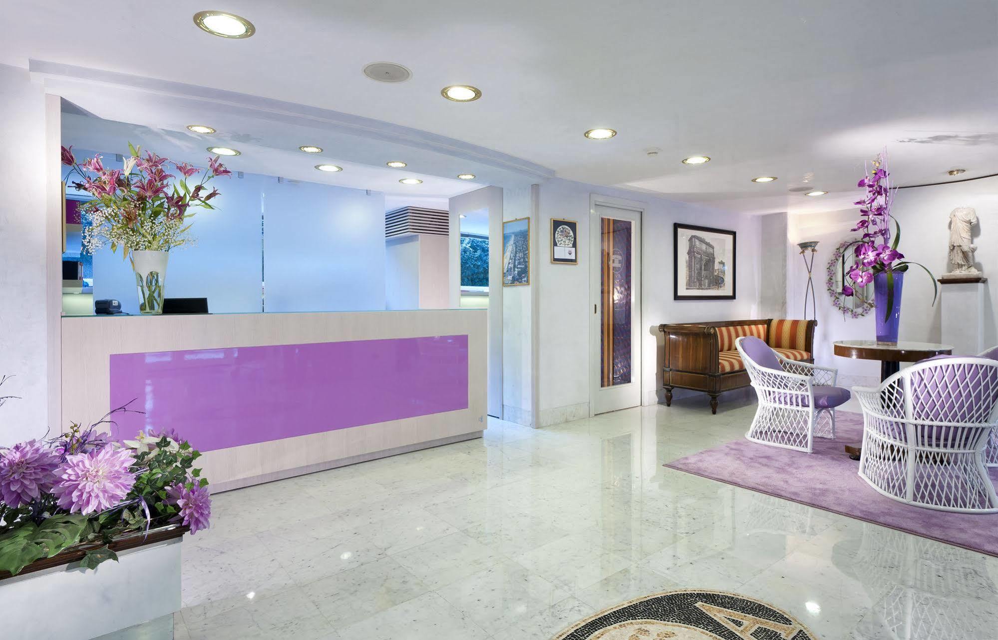 Atilius Hotel & Suites Riccione Eksteriør bilde